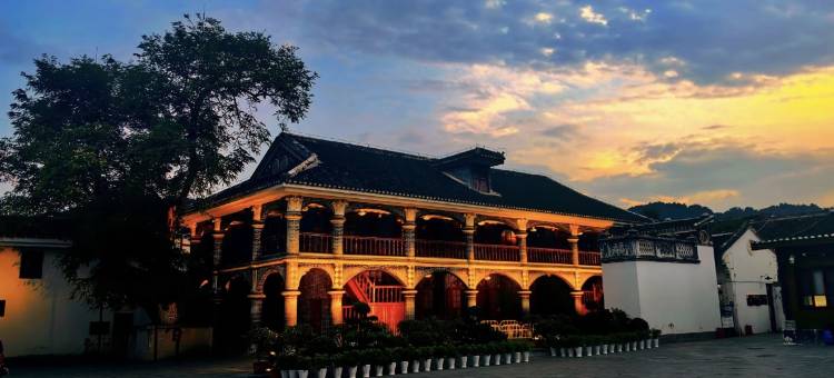 遵义凤凰大酒店(国贸购物中心店)图片