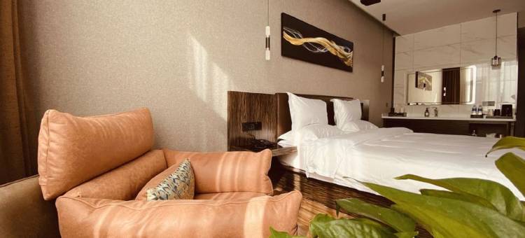 朗庭影院酒店(汾阳飞龙店)图片