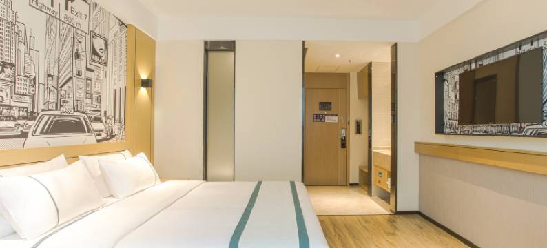 TK星途电竞民宿(南宁隆安高铁站那城店)图片