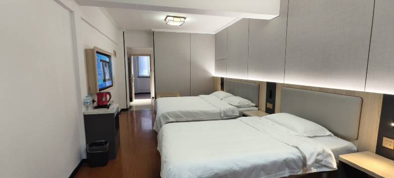 如家UP华驿精选酒店(潍坊火车站安顺路店)图片