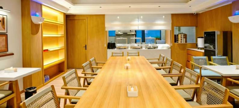 香港艾度假日酒店(重庆长寿古镇长寿高铁北站店)图片