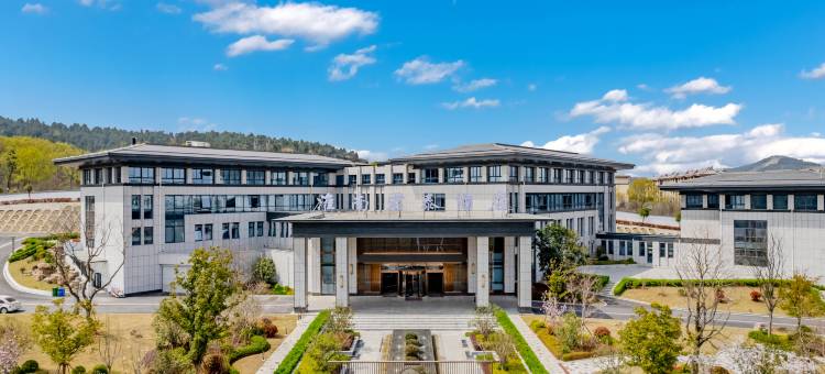 淮南君泰酒店(八公山国家地质公园店)图片