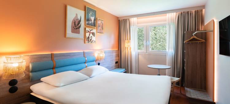 宜必思圣特罗佩孔格林海湾酒店(Ibis Golfe de Saint-Tropez)图片