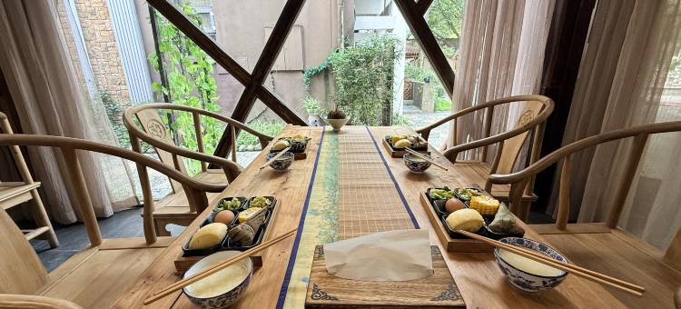 九望青城道家壹号民宿(青城前山景区店)图片