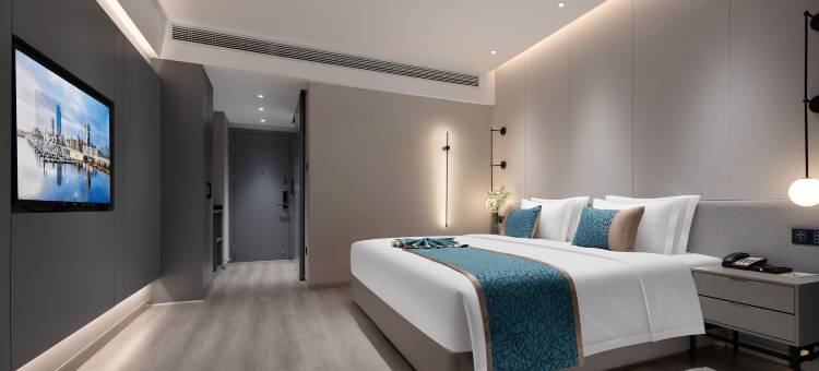 华良华天假日酒店(长沙黄花国际机场龙华地铁站店)图片