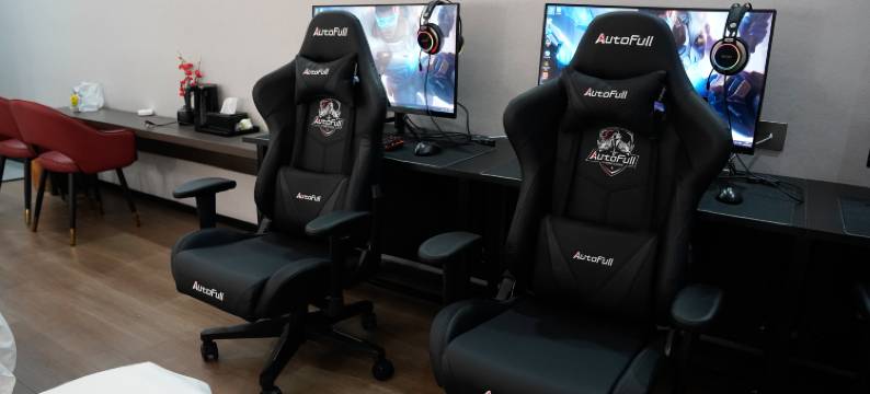 乱·艺术电竞酒店(重庆大学城熙街店)图片