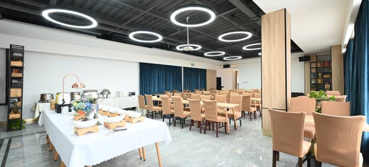 天津宾岛假日酒店(滨海新区塘沽地铁站店)图片
