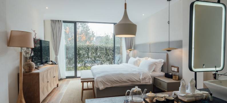 拜愚庭山筑汤泉酒店图片