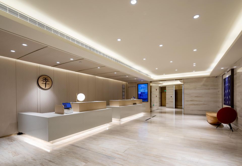 JI Hotel (Shanghai Meilan Lake Luxiang Road) Hotel Overview