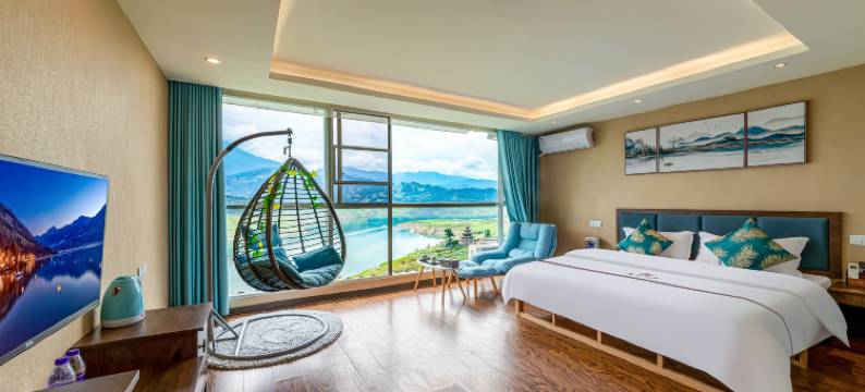 桌山·山揽湖光·隐奢酒店(雅女湖店)图片