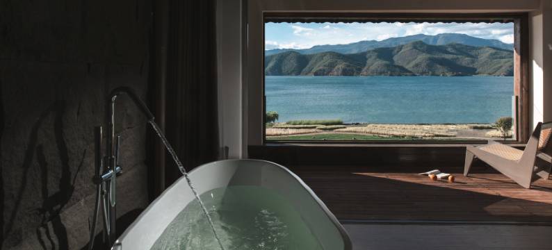 阅时·泸沽湖在川首席全湖胜景设计师度假酒店(摩梭女神全景店)图片