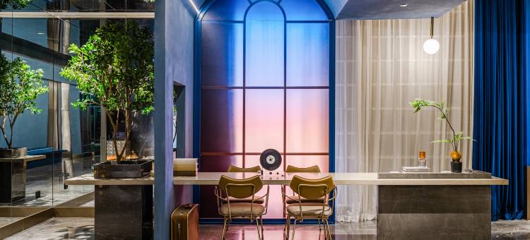 武汉江汉路步行街万象城枫渡酒店图片