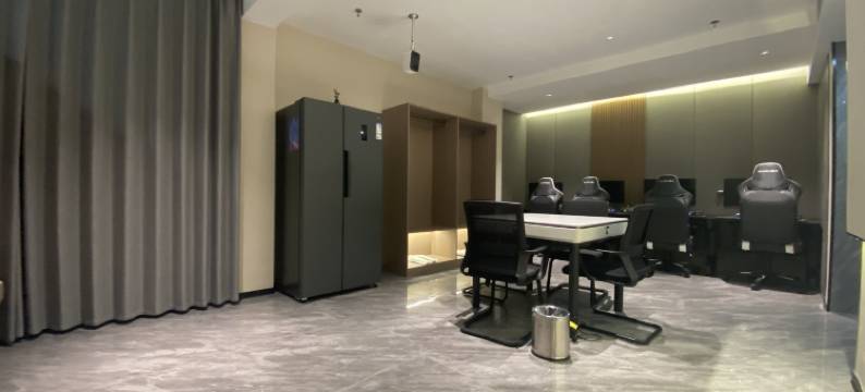 熊本电竞酒店(确山龙山大道店)图片