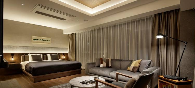 藏身处(HIDEOUT)图片