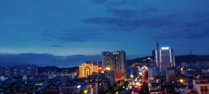 廉江北部湾酒店图片