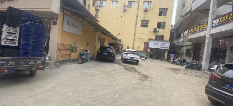 爱玩电竞酒店(万载古城宝塔路步行街店)图片