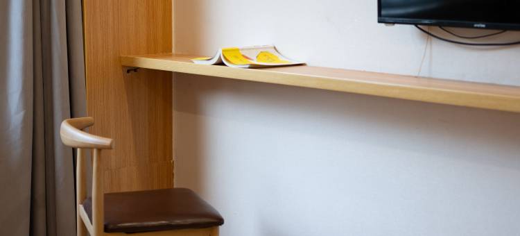 眉山宜佳精品酒店(眉山东站店)图片