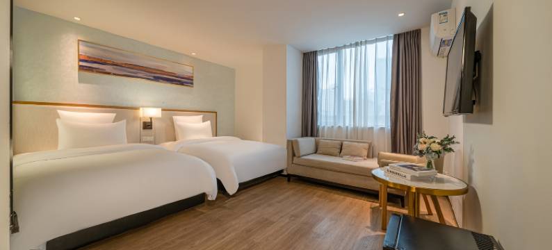 永恒朗悦精选酒店(南宁火车站朝阳广场地铁站店)图片