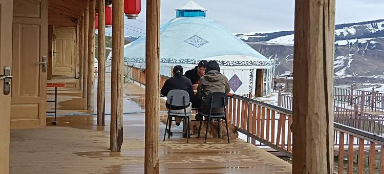 特克斯琼库什台雪山古道民宿图片