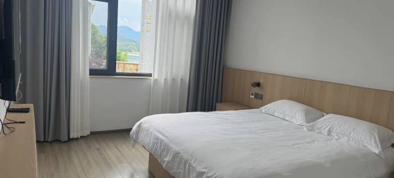 悦湖山酒店(湖山琴淤街店)图片
