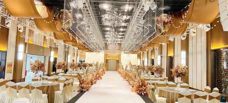 客官国际酒店(承德平泉中心广场店)图片
