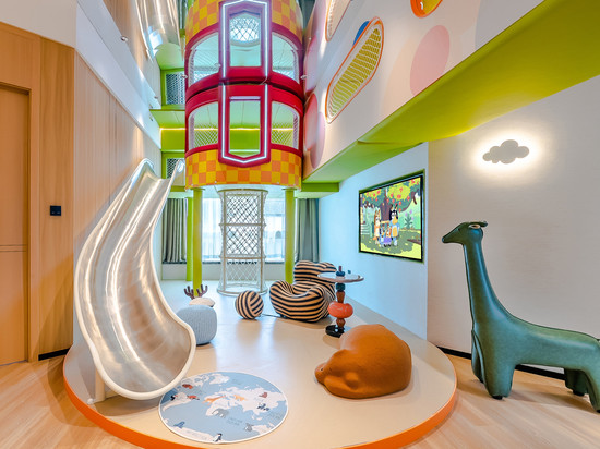 米奥米亲子酒店(青岛五四广场延安三路地铁站店)