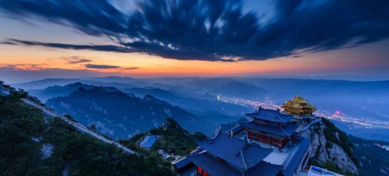 新天泉洗浴温泉酒店图片