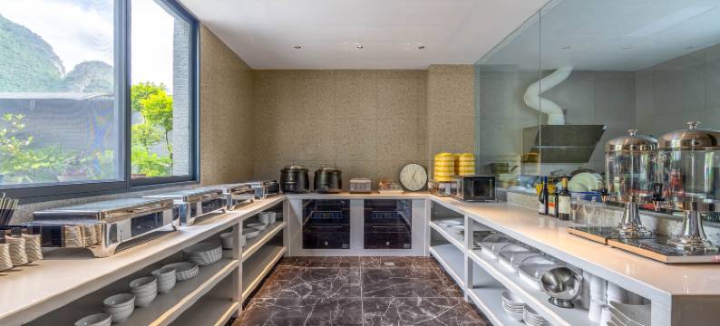 依山见酒店(十里画廊店)图片