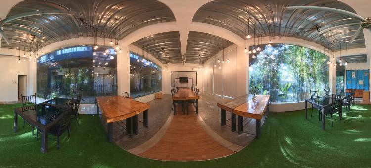 集装箱生态酒店(Containers by Eco Hotel)图片