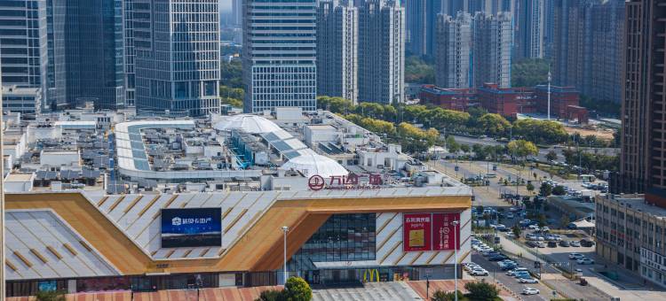 慕枫酒店(许昌胖东来天使城万达广场店)图片