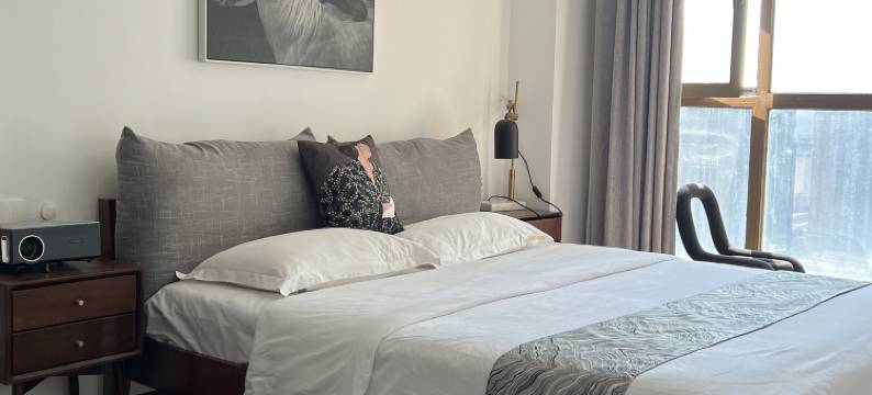 拾光里影音民宿(小寨金莎国际店)图片