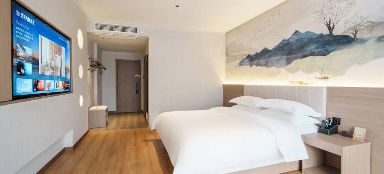 艺龙万国酒店(凤凰古城店)图片