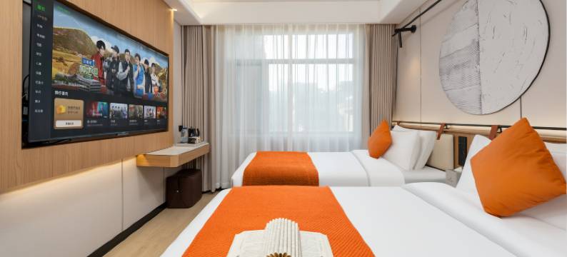 天骄智选酒店(酒泉鼓楼汉唐美食街店)图片