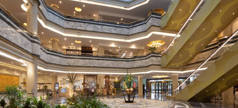 宝华海景大酒店(海口国贸中心万绿园店)图片