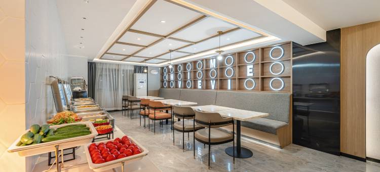 有戏酒店(西安钟鼓楼永宁门地铁站店)图片