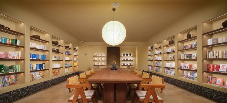 大连中山广场鲁迅路亚朵酒店图片