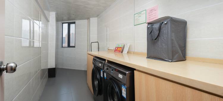 如家睿柏·云酒店(武汉吴家山东吴大道轻轨站店)图片