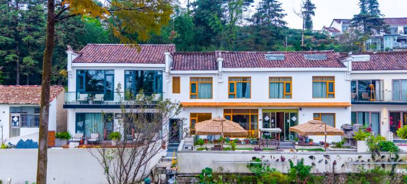 九华山虫二民宿(月身宝殿店)图片