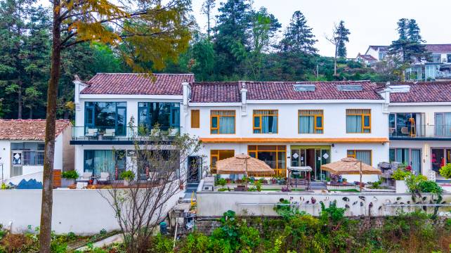 九华山虫二民宿(月身宝殿店)