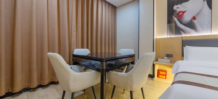 蓝山假日酒店(蓝山县市政广场店)图片