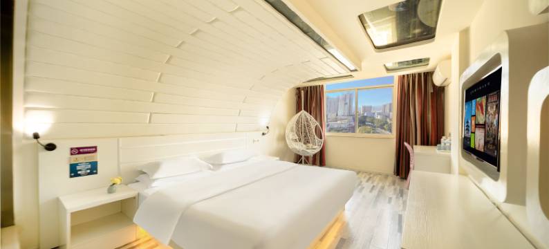 云之尚酒店(开远泸江公园店)图片