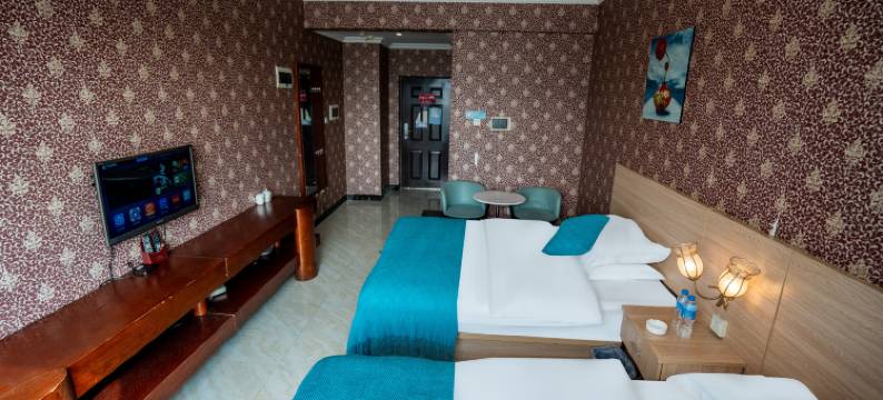 泉隆酒店(昆明羊肠村地铁站金领时代店)图片