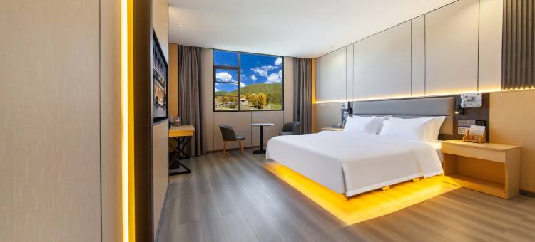 康定艺选酒店(新都桥店)图片