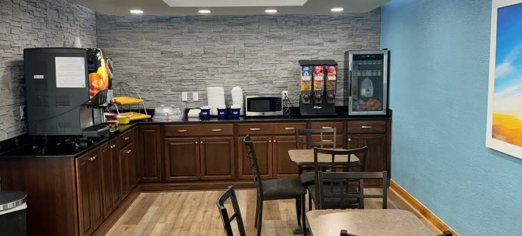 克洛弗代尔绿堡温德姆戴斯酒店(Days Inn by Wyndham Cloverdale Greencastle)图片