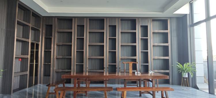 广龙国际酒店(枣阳高铁站店)图片