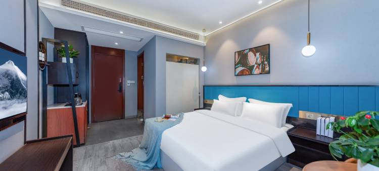 嘉伯年酒店(泸州高铁站万达广场店)图片