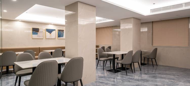 花筑·润和万庭江景民宿(潮人公园店)图片