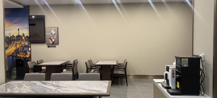 速8精选酒店(淖毛湖镇店)图片