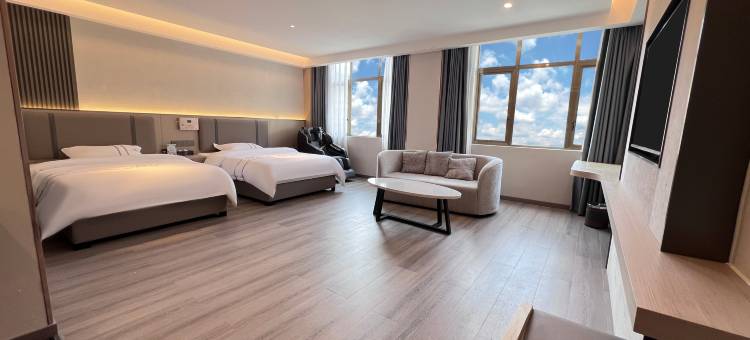 左贡悦豪洲际酒店图片