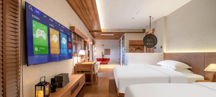 额尔古纳恩和俄罗斯族民族乡万庭望远山酒店图片